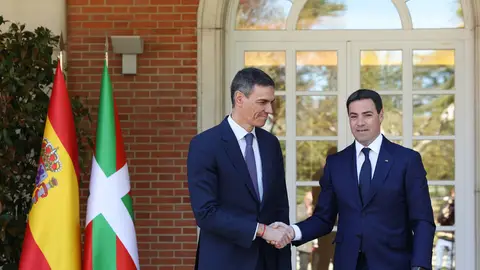 Pedro Sánchez e Imanol Pradales Pedro Sánchez e Imanol Pradales