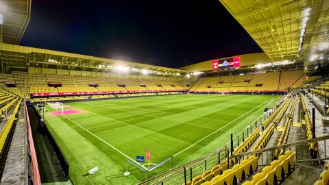 La RFEF prepara el estadio de la Cer&aacute;mica para el partido Espa&ntilde;a-Serbio. 