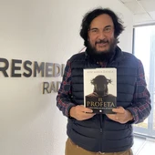 El escritor José Mª Zavala El escritor José Mª Zavala