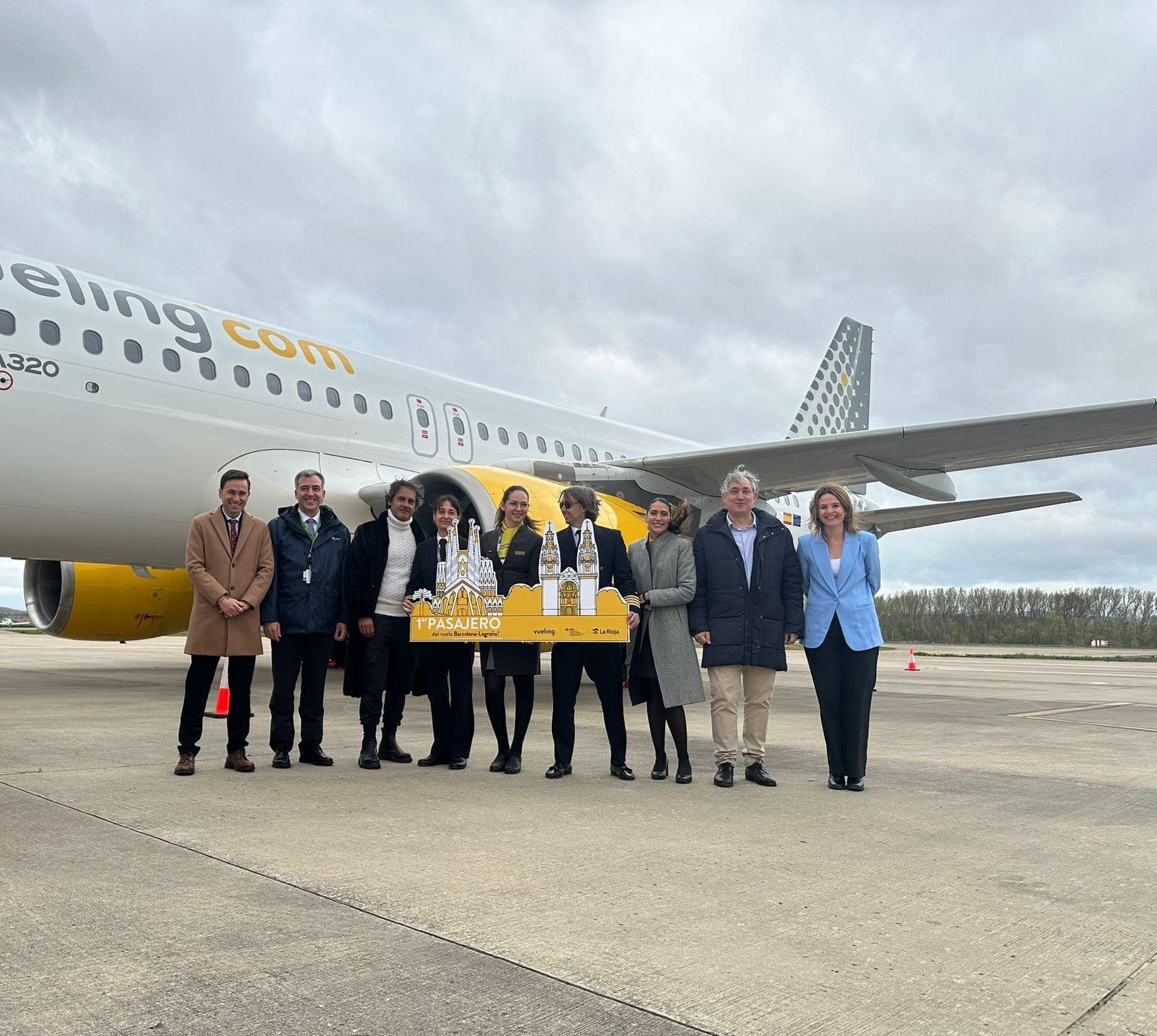 La conexión aérea entre Logroño y Barcelona despega con éxito La conexión aérea entre Logroño y Barcelona despega con éxito