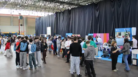 Máis de 5.000 visitas avalan o éxito da II Feira Educativa de Ourense Máis de 5.000 visitas avalan o éxito da II Feira Educativa de Ourense