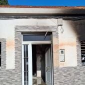 Casa afectada por incendio en Algemesí