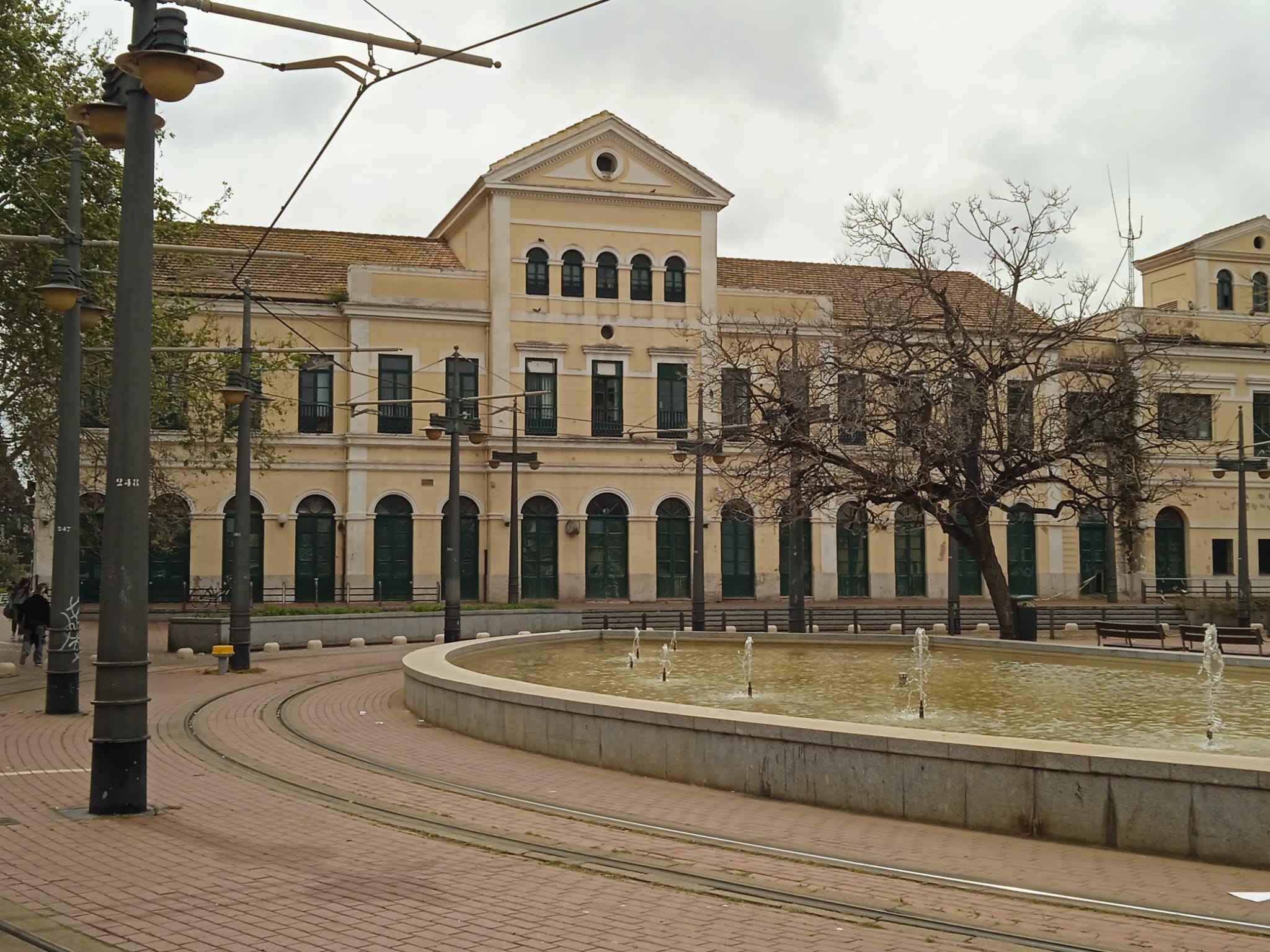 La Generalitat invierte dos millones en rehabilitar la antigua estación del ‘Pont de Fusta’ La Generalitat invierte dos millones en rehabilitar la antigua estación del ‘Pont de Fusta’