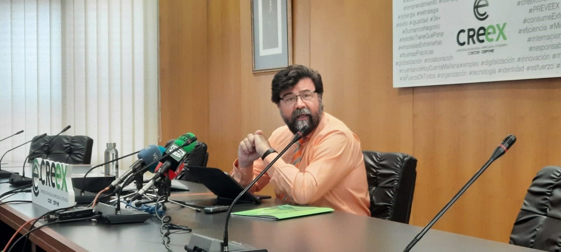 La Creex califica de "insuficiente, chapucero y oportunista" el decreto anticrisis impulsado por el Gobierno La Creex califica de "insuficiente, chapucero y oportunista" el decreto anticrisis impulsado por el Gobierno