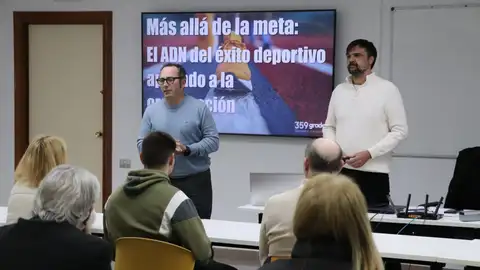 La Cámara de Comercio de Castellón acoge una conferencia sobre liderazgo empresarial inspirado en el deporte La Cámara de Comercio de Castellón acoge una conferencia sobre liderazgo empresarial inspirado en el deporte