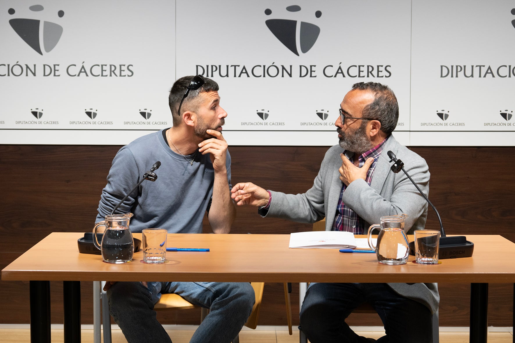 “¡Canta Puebru!, Canta” un proyecto conjunto de la Diputación de Cáceres y El Gato con Jotas para recuperar la tradición oral “¡Canta Puebru!, Canta” un proyecto conjunto de la Diputación de Cáceres y El Gato con Jotas para recuperar la tradición oral