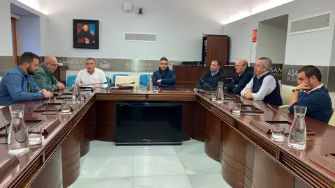 Unidas por Extremadura reclama a las administraciones una solución para los trabajadores de la empresa Leda Unidas por Extremadura reclama a las administraciones una solución para los trabajadores de la empresa Leda