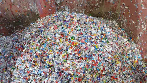 El Miteco concede 6,6 millones a 3 proyectos de Extremadura para impulsar la economía circular en el sector del plástico El Miteco concede 6,6 millones a 3 proyectos de Extremadura para impulsar la economía circular en el sector del plástico