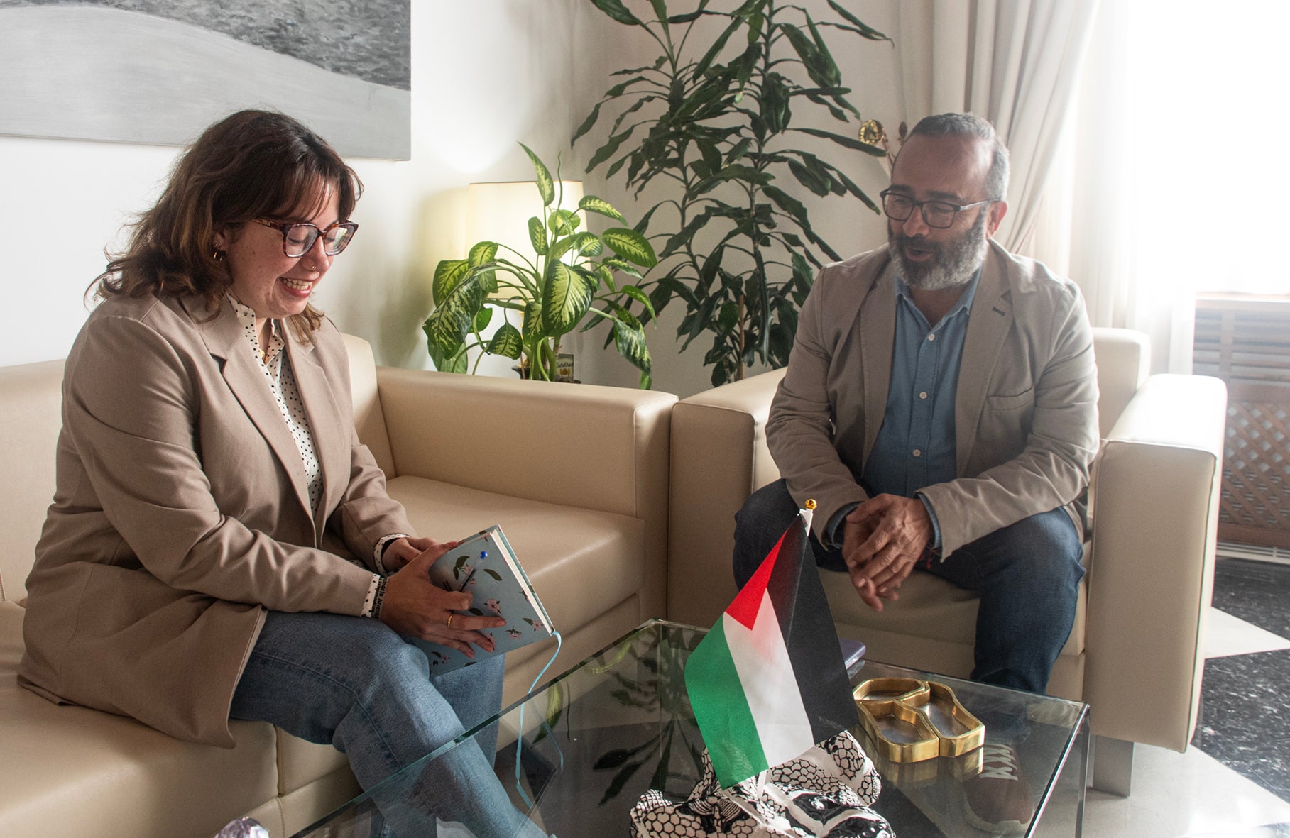 El presidente de la Diputación de Cáceres se reúne con el Consejo de la Juventud de Extremadura para conocer sus líneas de trabajo El presidente de la Diputación de Cáceres se reúne con el Consejo de la Juventud de Extremadura para conocer sus líneas de trabajo