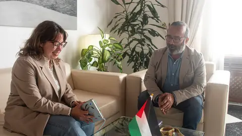 El presidente de la Diputación de Cáceres se reúne con el Consejo de la Juventud de Extremadura para conocer sus líneas de trabajo El presidente de la Diputación de Cáceres se reúne con el Consejo de la Juventud de Extremadura para conocer sus líneas de trabajo