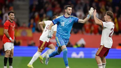 Joan Garcia, sobre los silbidos: "Queda en un segundo plano" Joan Garcia, sobre los silbidos: "Queda en un segundo plano"