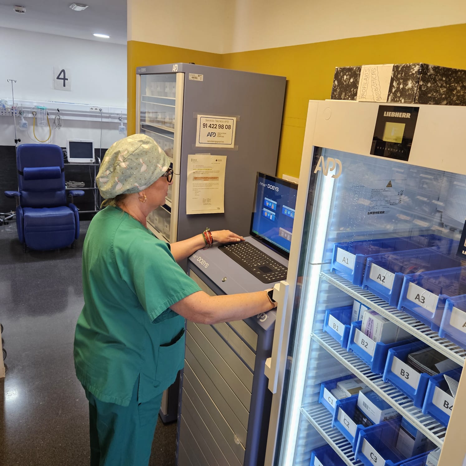 El Hospital General Universitario de Elche automatiza la dispensación de medicamentos El Hospital General Universitario de Elche automatiza la dispensación de medicamentos