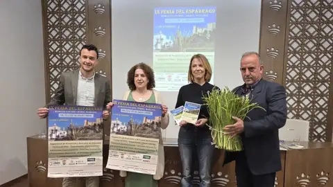 La Feria del Espárrago de Burguillos del Cerro incorpora cocina en vivo y una feria de coleccionismo La Feria del Espárrago de Burguillos del Cerro incorpora cocina en vivo y una feria de coleccionismo