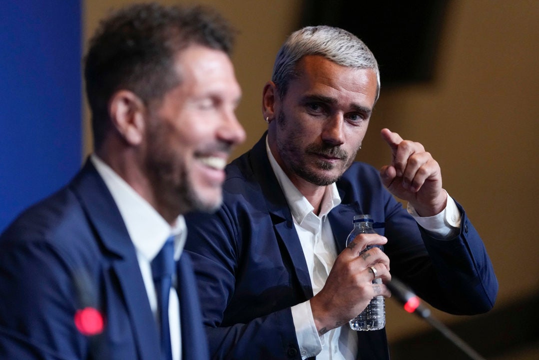 Simeone se rinde a Griezmann: "Eres admirable" Simeone se rinde a Griezmann: "Eres admirable"