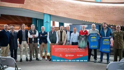 Más de 2.500 corredores participan este sábado en el Campeonato de España de Medio Maratón en Mérida Más de 2.500 corredores participan este sábado en el Campeonato de España de Medio Maratón en Mérida