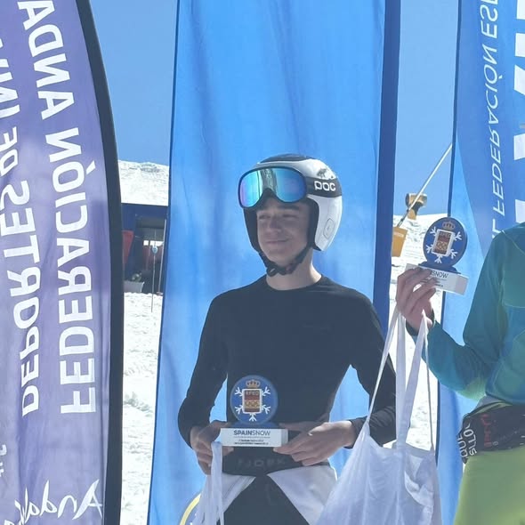 El CESG vuelve a llevar la Comunitat Valenciana al podio nacional en la Copa y el Campeonato de España de Ski Cross (SX) El CESG vuelve a llevar la Comunitat Valenciana al podio nacional en la Copa y el Campeonato de España de Ski Cross (SX)