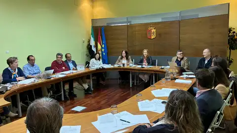 La Diputación de Cáceres impulsa la gobernanza turística en el marco del Plan “Sabores y Paisajes de las Tierras de Cáceres y Trujillo” La Diputación de Cáceres impulsa la gobernanza turística en el marco del Plan “Sabores y Paisajes de las Tierras de Cáceres y Trujillo”