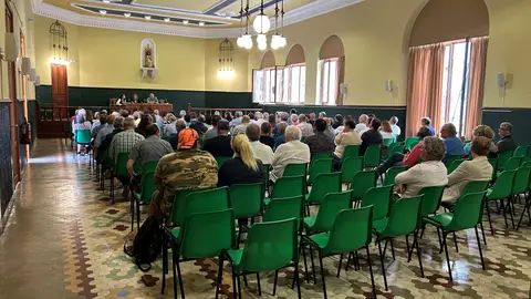 LA UNIÓ agrupa a más de 60 propietarios afectados por el proyecto LogistiCs en Castellón LA UNIÓ agrupa a más de 60 propietarios afectados por el proyecto LogistiCs en Castellón