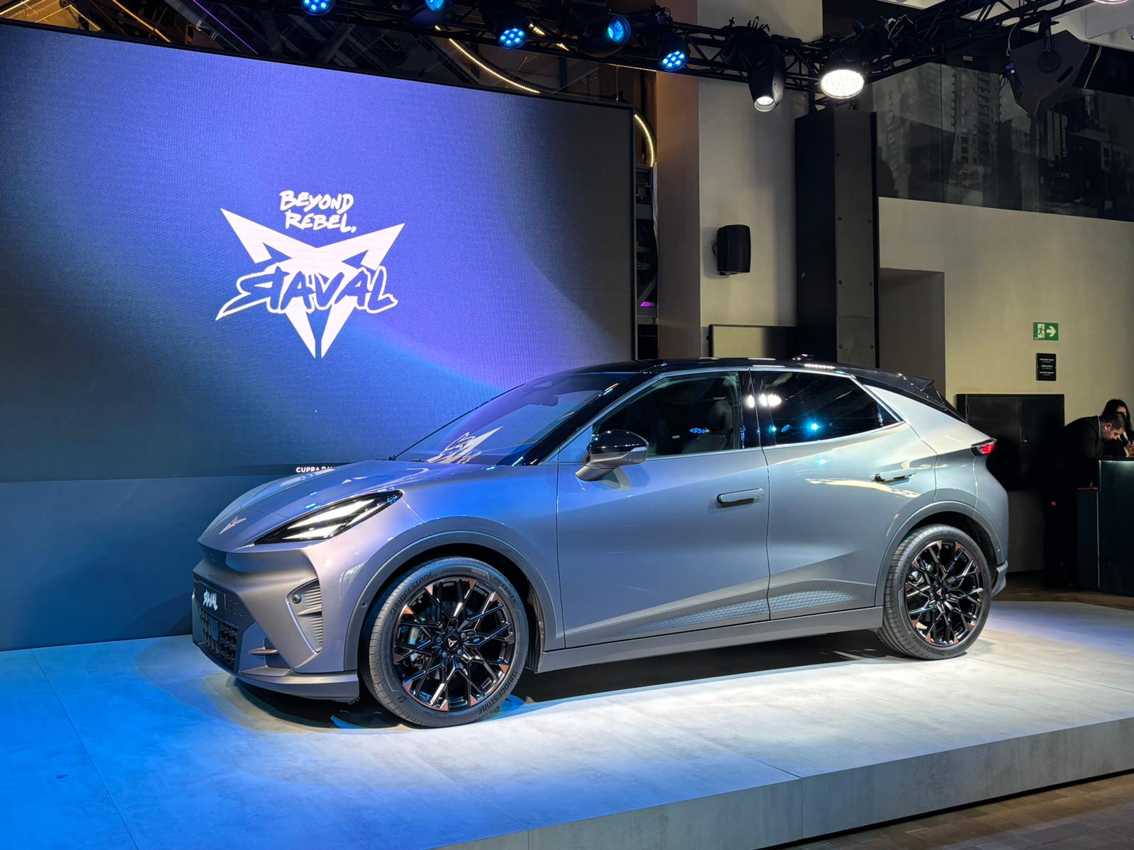 Seat presenta el nou Cupra Raval, el primer cotxe 100% elèctric fabricat a Martorell Seat presenta el nou Cupra Raval, el primer cotxe 100% elèctric fabricat a Martorell