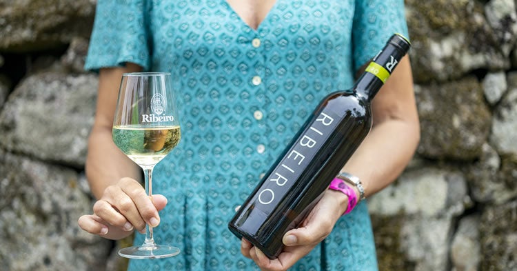 La D.O. Ribeiro, la más premiada de España en vinos blancos en el «50º Challenge du Vin» La D.O. Ribeiro, la más premiada de España en vinos blancos en el «50º Challenge du Vin»