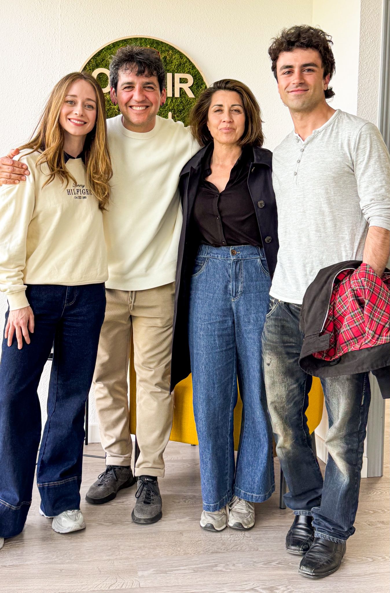 Un reparto de lujo estrena en Zaragoza 'El Efecto' Un reparto de lujo estrena en Zaragoza 'El Efecto'