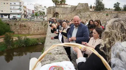El pueblo gitano extremeño anima a derribar las "barreras estructurales" y luchar contra el antigitanismo El pueblo gitano extremeño anima a derribar las "barreras estructurales" y luchar contra el antigitanismo