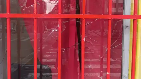 Vandalizan la sede del PCE en Talavera Vandalizan la sede del PCE en Talavera