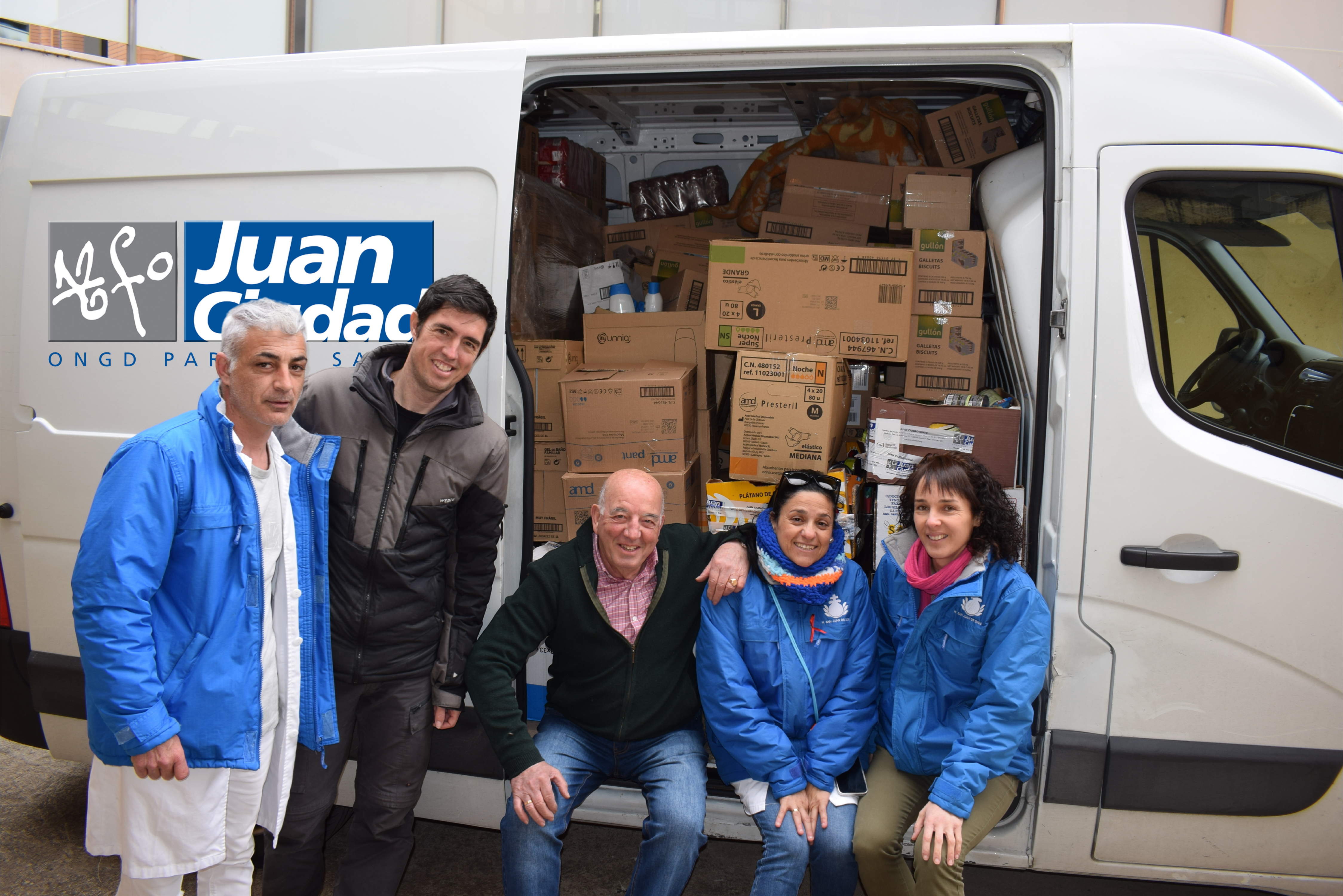 Casi dos toneladas de “latas” solidarias salen de Palencia con destino al Hospital de Lunsar de Sierra Leona Casi dos toneladas de “latas” solidarias salen de Palencia con destino al Hospital de Lunsar de Sierra Leona