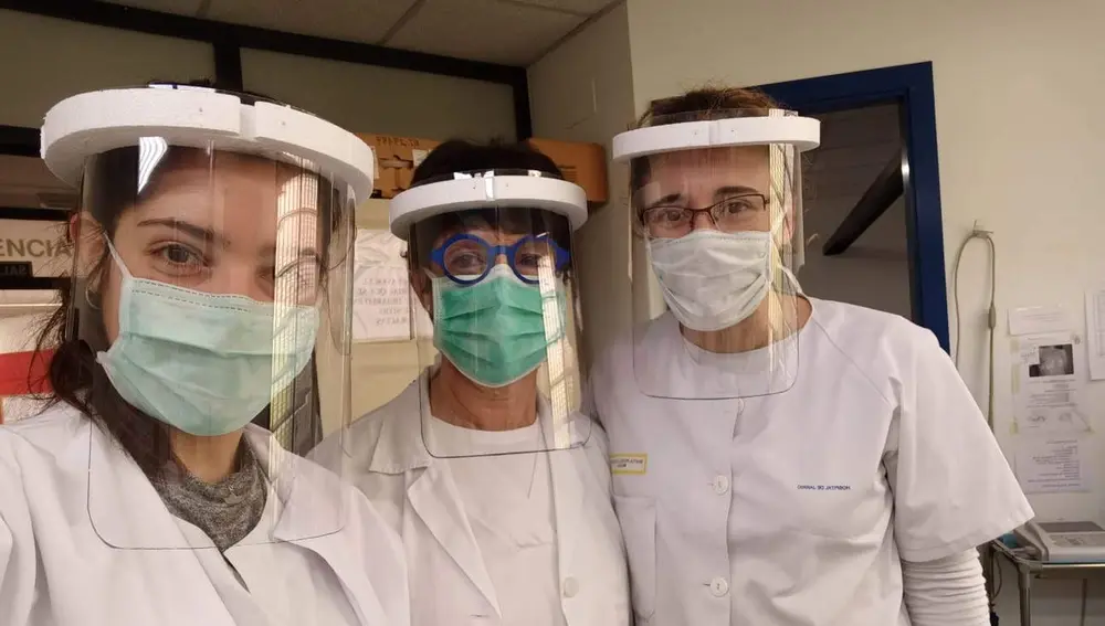 Emma Alonso y sus compañeras en el centro de salud en tiempos de COVID Emma Alonso y sus compañeras en el centro de salud en tiempos de COVID