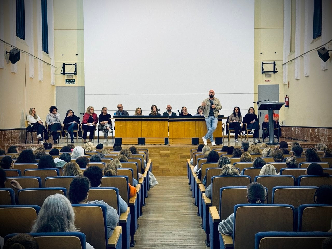 El Ayuntamiento de El Puerto municipalizará el servicio de Ayuda a Domicilio El Ayuntamiento de El Puerto municipalizará el servicio de Ayuda a Domicilio