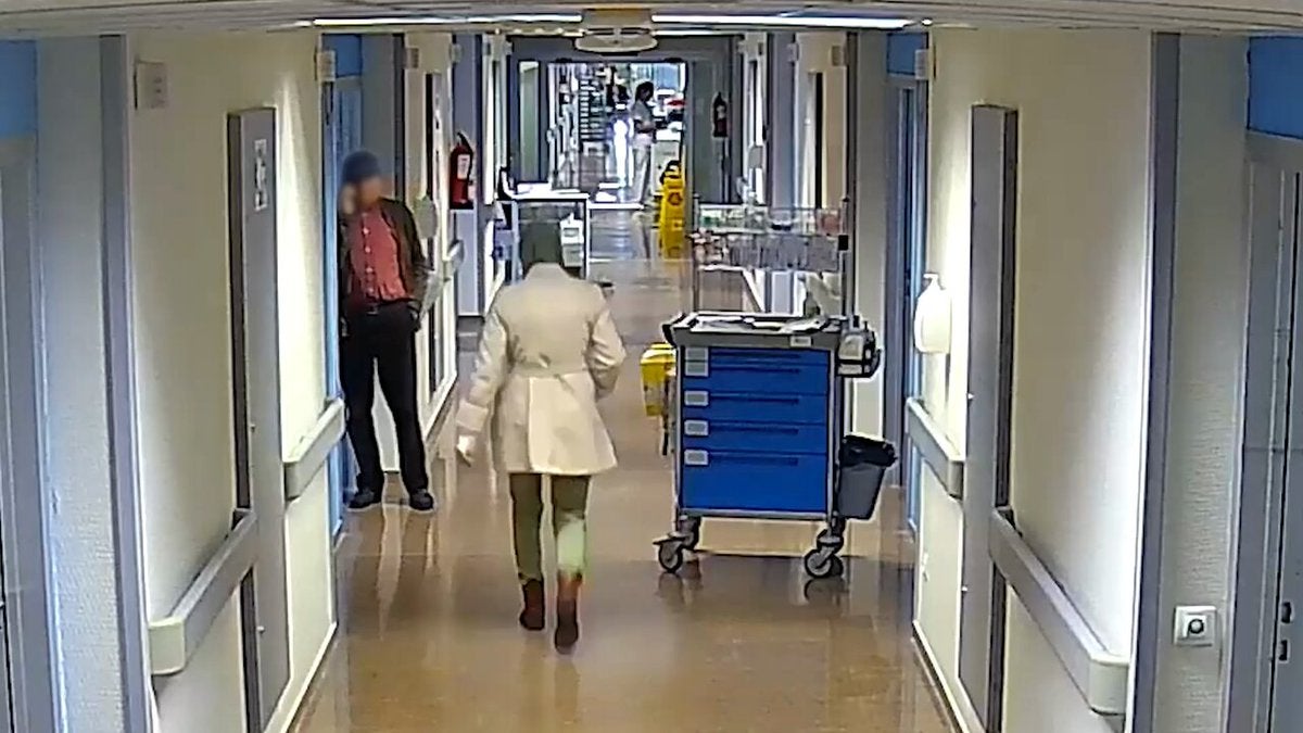 Detenido un hombre por robar a personas mayores en las habitaciones del Hospital Universitario de Torrevieja Detenido un hombre por robar a personas mayores en las habitaciones del Hospital Universitario de Torrevieja