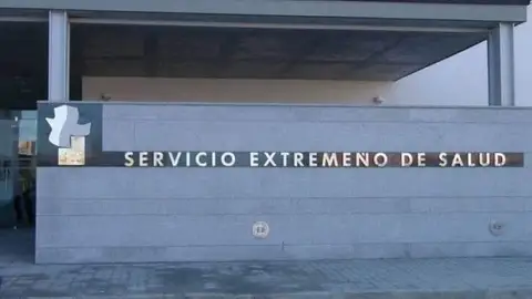 La consejera de Salud de Extremadura invita a Mónica García a visitar el SES para conocer el "daño" que está provocando La consejera de Salud de Extremadura invita a Mónica García a visitar el SES para conocer el "daño" que está provocando