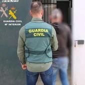 Desarticulada en Vinaròs una organización criminal dedicada a estafas bancarias mediante falsedad documental Desarticulada en Vinaròs una organización criminal dedicada a estafas bancarias mediante falsedad documental