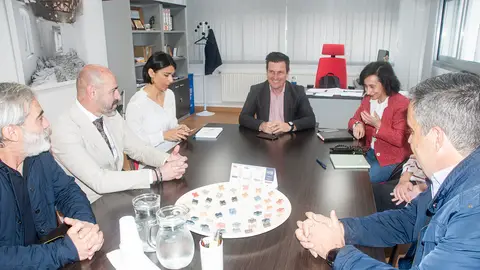 Reunión de coordinación con empresas de construcción encargadas de la conservación de las carreteras de la provincia de Cáceres Reunión de coordinación con empresas de construcción encargadas de la conservación de las carreteras de la provincia de Cáceres