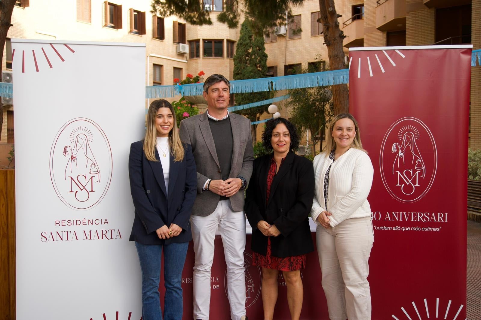 Nueva imagen y un amplio programa de actos para conmemorar el 40 aniversario de la Residencia Santa Marta de Villajoyosa Nueva imagen y un amplio programa de actos para conmemorar el 40 aniversario de la Residencia Santa Marta de Villajoyosa