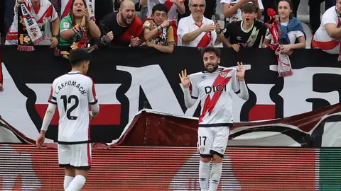 El EuroRayo se da un festín ante el AEK Atenas El EuroRayo se da un festín ante el AEK Atenas