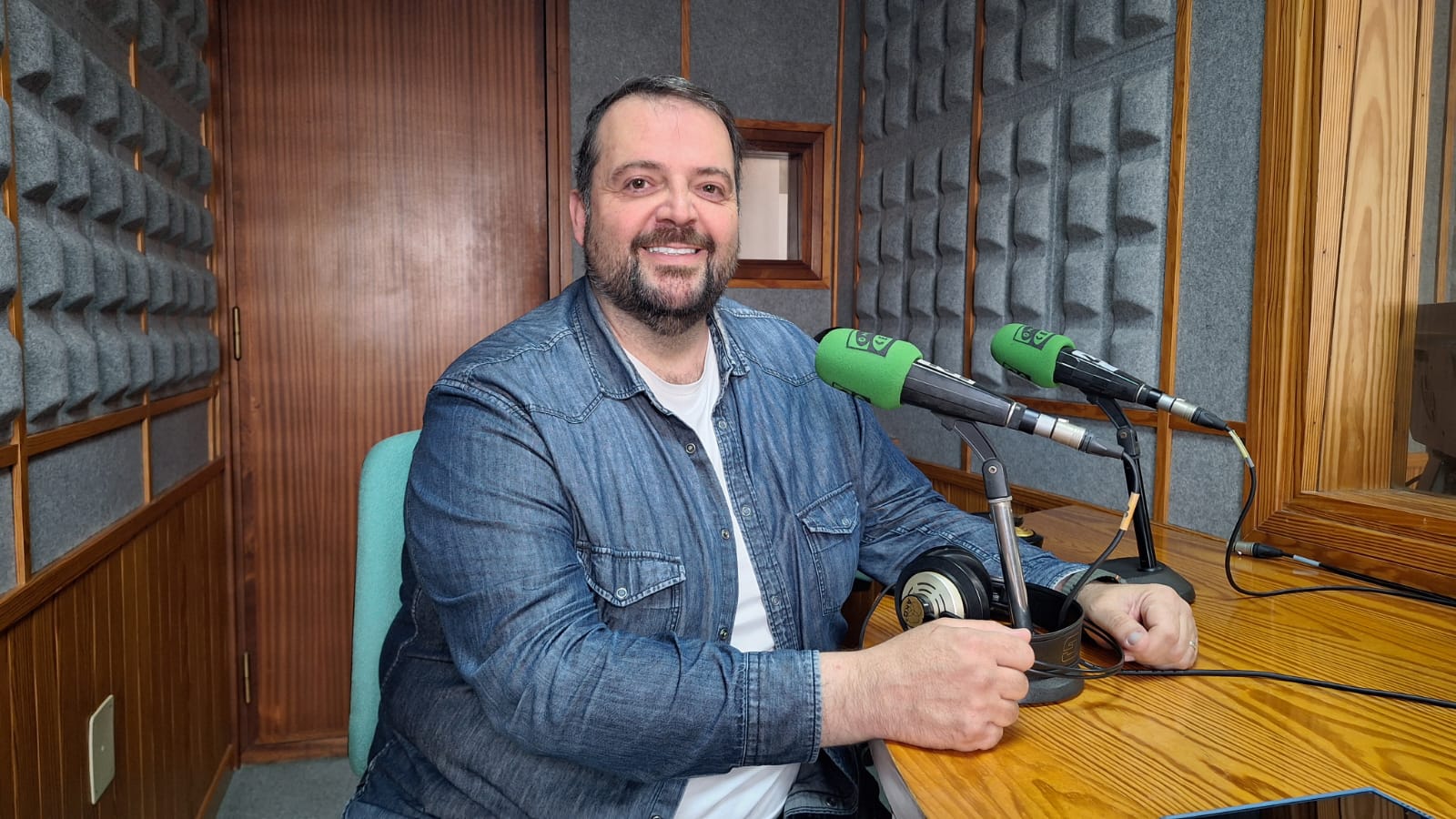 Iván Ros: "“Nadie te puede contratar si no te conoce”. Iván Ros: "“Nadie te puede contratar si no te conoce”.