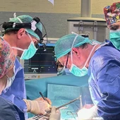 El Hospital Vithas Xanit Internacional celebra 20 años de su apertura y de su primera cirugía cardíaca con una jornada conmemorativa El Hospital Vithas Xanit Internacional celebra 20 años de su apertura y de su primera cirugía cardíaca con una jornada conmemorativa