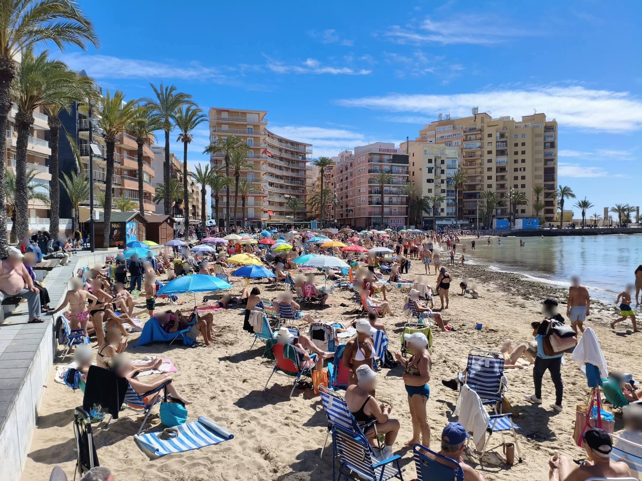 'El resumen de la semana' nos lleva a Torrevieja con la concejala de Turismo, Comercio y Fiestas, Rosario Martínez Chazarra 'El resumen de la semana' nos lleva a Torrevieja con la concejala de Turismo, Comercio y Fiestas, Rosario Martínez Chazarra