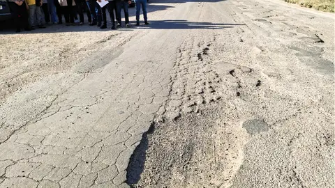 Convocan los "Martes Negros" para reivindicar la mejora de las carreteras en Los Monegros Convocan los "Martes Negros" para reivindicar la mejora de las carreteras en Los Monegros