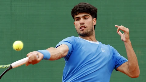 Carlos Alcaraz, durante el partido contra Sinner en Montecarlo