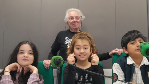 Mabel Lavandera responde a las preguntas de los pelayines curiosos