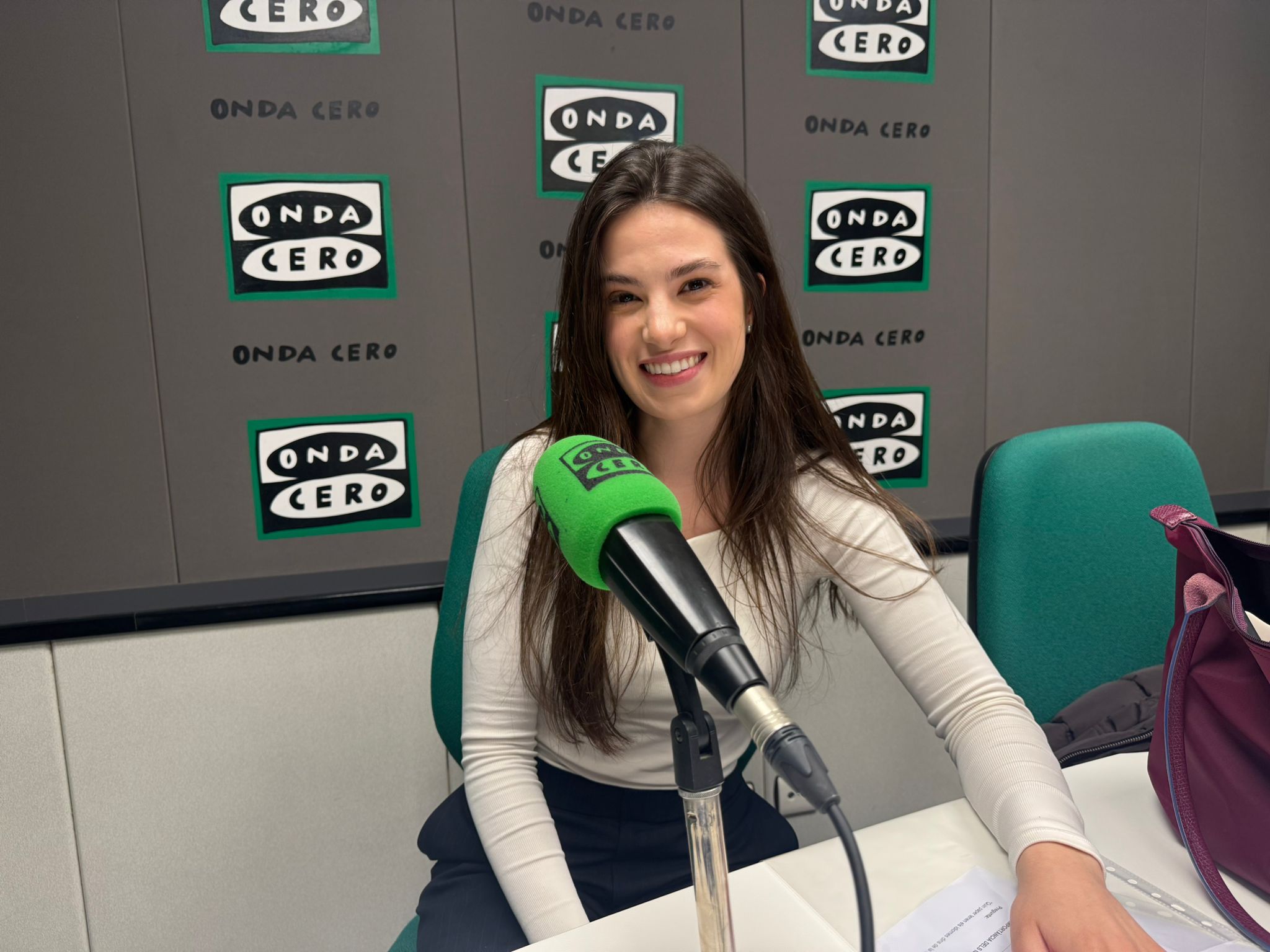 Clara nos contaba hoy cómo se prepara la universidad para su 'Festa per la llengua'. Clara nos contaba hoy cómo se prepara la universidad para su 'Festa per la llengua'.