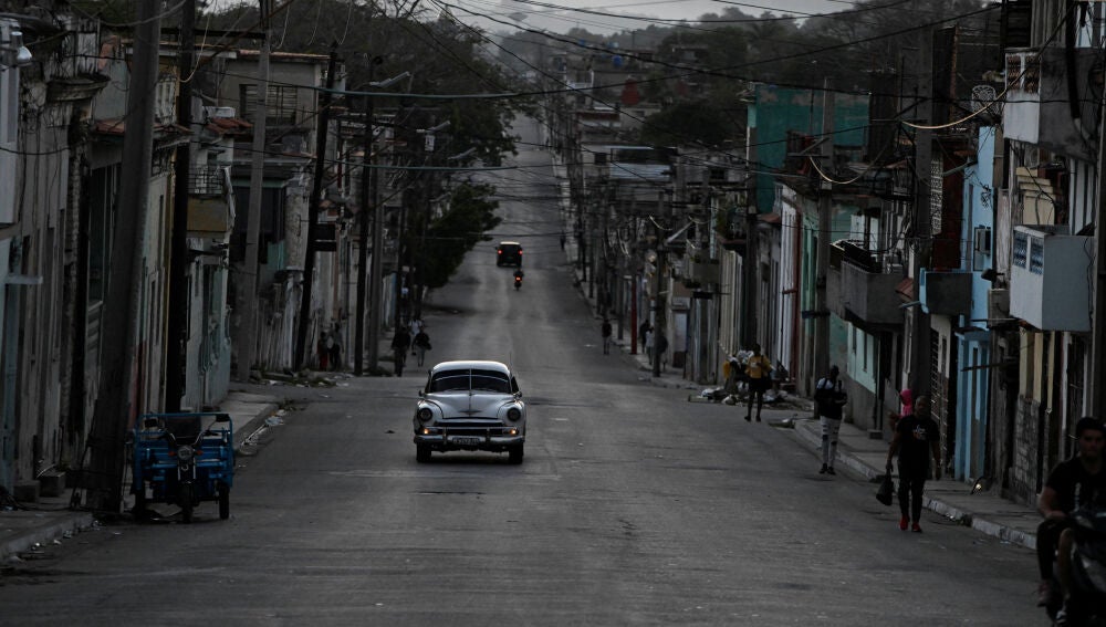 Una de las calles de Cuba refleja los efectos de la crisis que sufre el país 