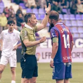 Pulido acababa expulsado ante el Deportivo Pulido acababa expulsado ante el Deportivo