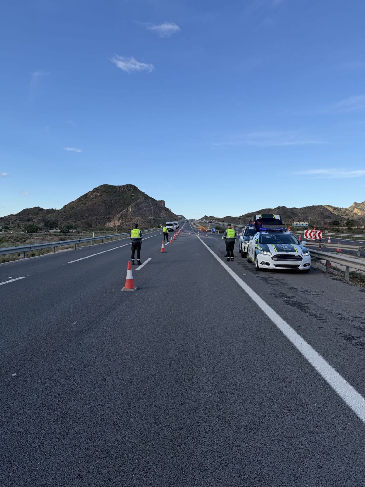 La DGT intensifica los controles de velocidad en Alicante con 300 agentes para reducir la siniestralidad La DGT intensifica los controles de velocidad en Alicante con 300 agentes para reducir la siniestralidad