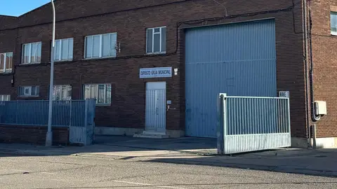 El Grupo Popular denuncia la situación insostenible de los trabajadores de la Grúa en Palencia .