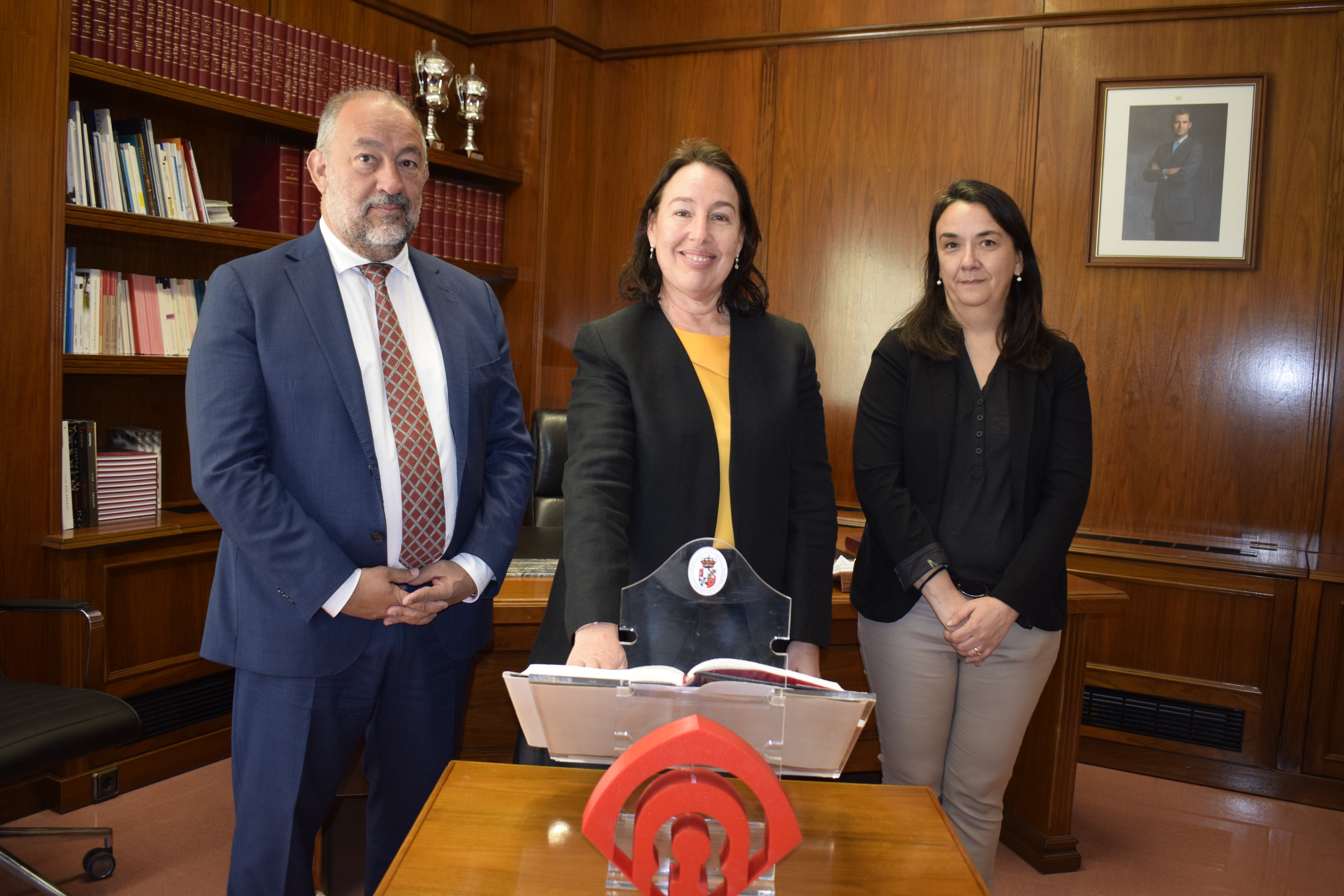 La profesora Ana Rivas Álvarez, nueva vicerrectora de Sostenibilidad e Infraestructuras de la UCLM La profesora Ana Rivas Álvarez, nueva vicerrectora de Sostenibilidad e Infraestructuras de la UCLM