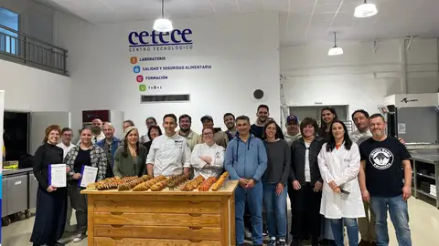 CETECE acoge al mejor panadero del mundo con una masterclass única en Castilla y León .