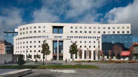 Prisión para el hombre detenido tras la muerte de su expareja en el barrio de San Jorge Prisión para el hombre detenido tras la muerte de su expareja en el barrio de San Jorge
